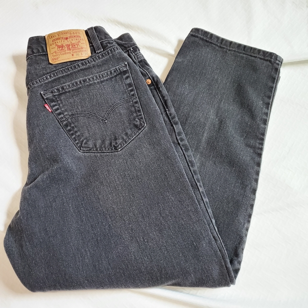 Levi's 550 Relaxed Fit Black Jeans Size 36 30